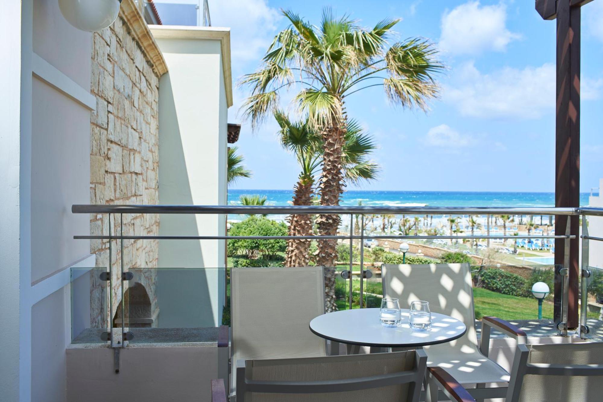 Atlantica Caldera Palace แอร์ซอนิสซอส ภายนอก รูปภาพ